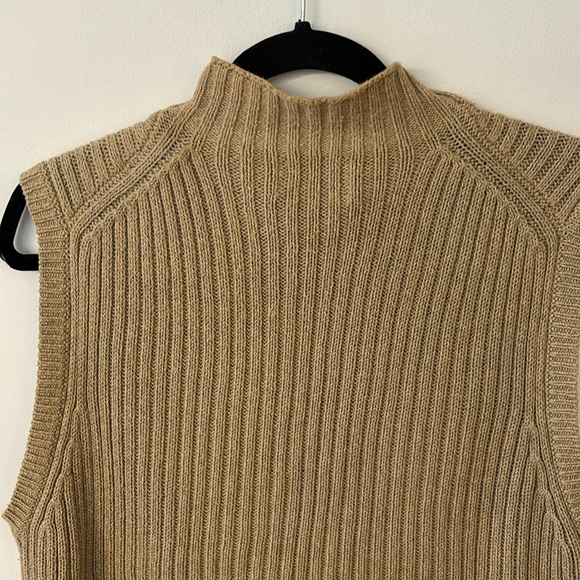 Woolrich vintage embroidered knit vest - Picture 9 of 10